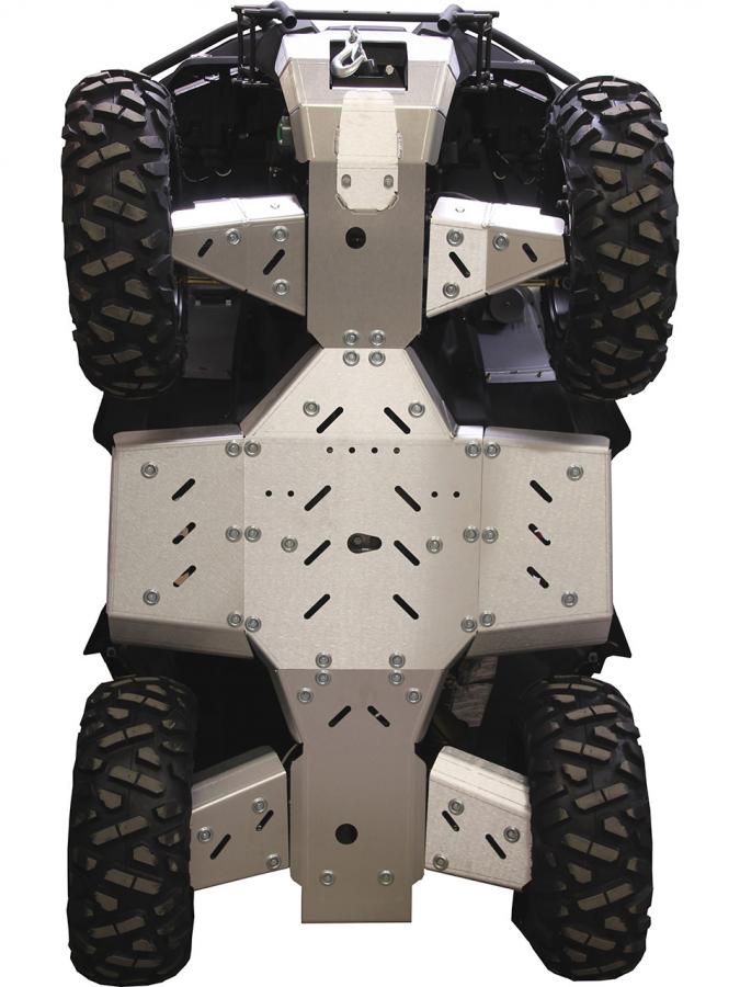 The image shows a Kymco MXU 700 (2020+) equipped with a Skid plate full set (aluminium). The robust skid plate, attached with multiple bolts, protects the underside alongside large off-road tires and strong suspension.