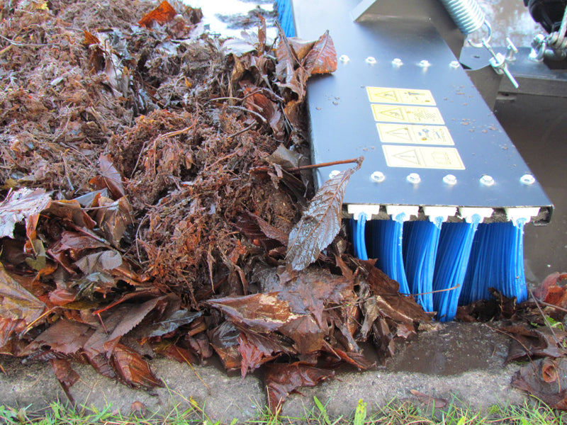 Universal Push Broom: 1500 Mm / 59 In: (Mid-Mount System)