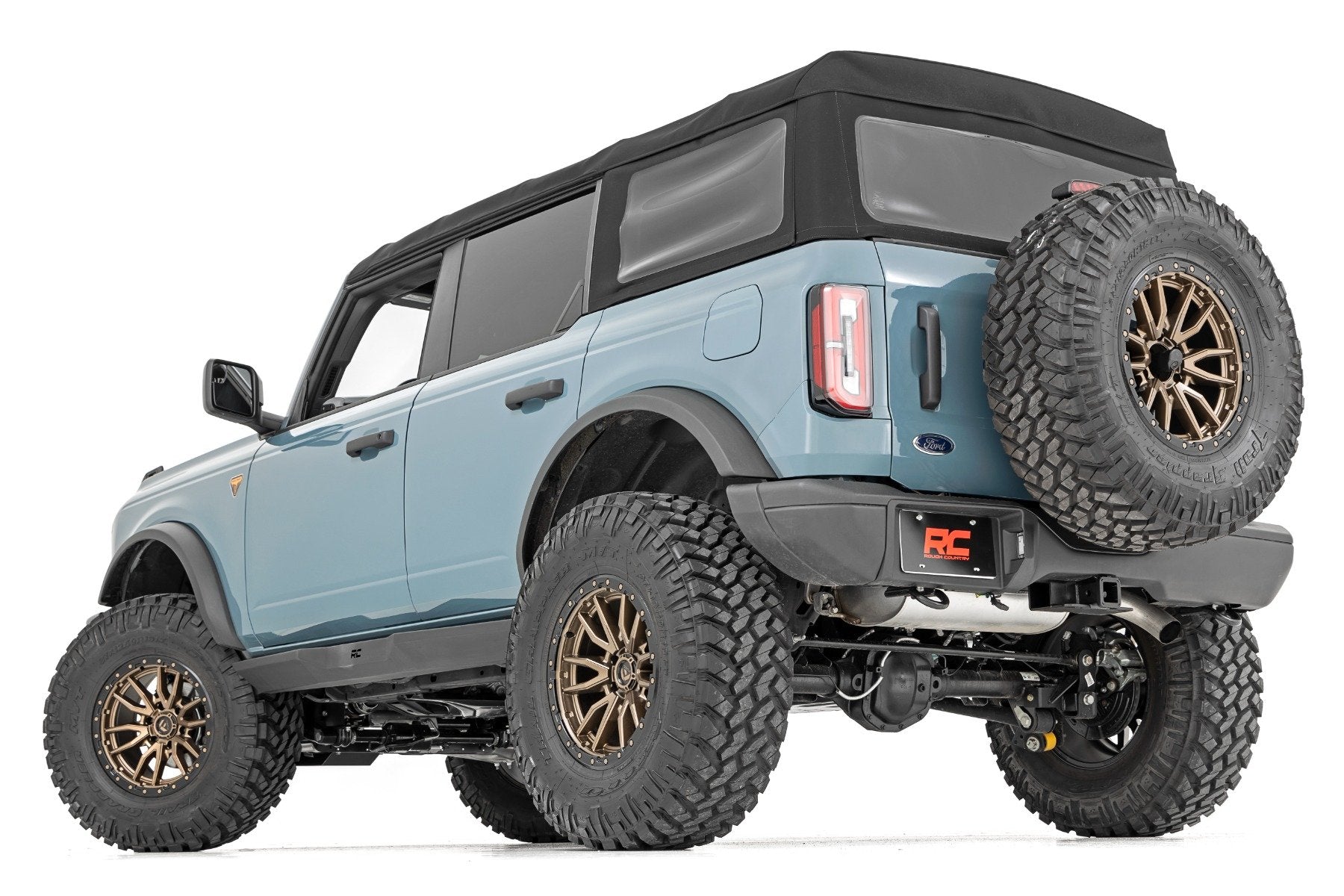 Class III Receiver Hitch | Ford Bronco 4WD (2021-2025)