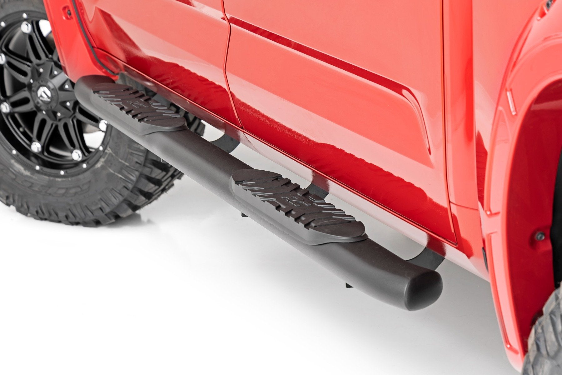 Rough Country Oval Nerf Steps | Crew Cab | Black | Toyota Tundra 2WD/4WD (22-23)