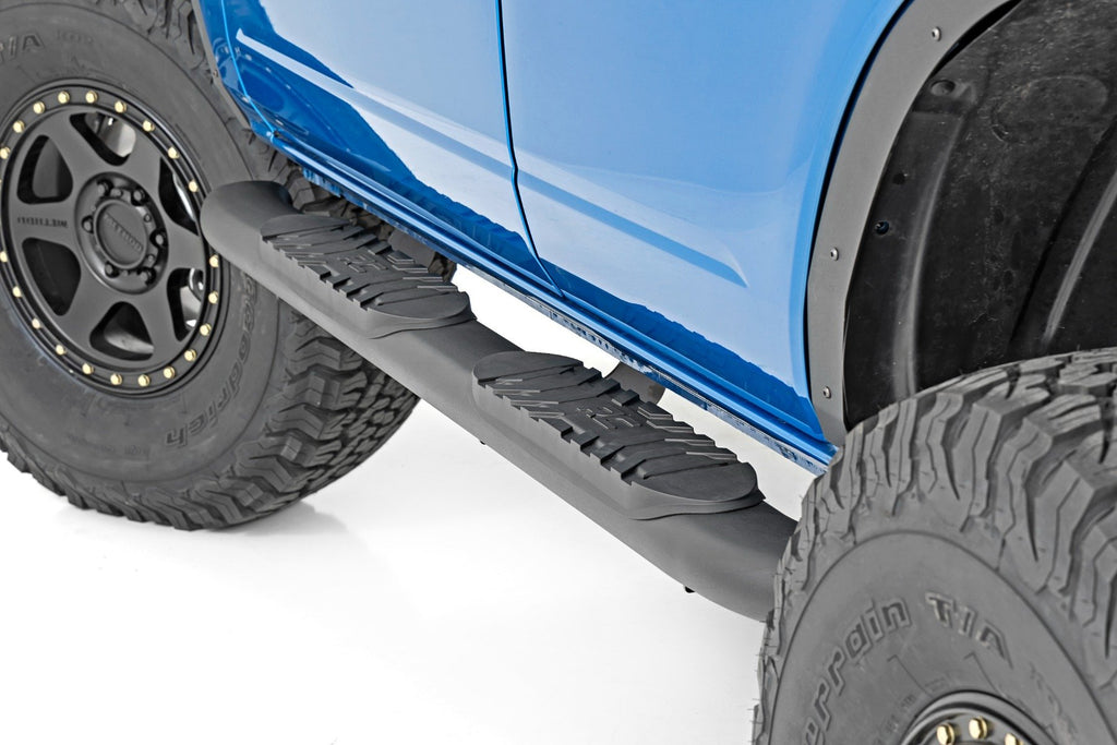 Rough Country Oval Nerf Step | 4-Door | Black | Ford Bronco 4WD (2021-2023)