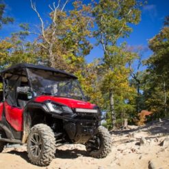 Windshield Versa-Vent (Scratch Resistant Poly) Honda Pioneer 1000