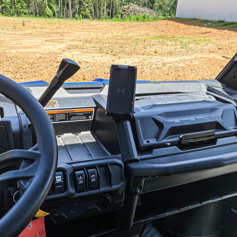 2017+ Can-Am Defender Wireless Phone Charger Dash Mount