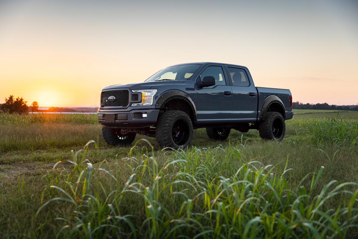 Rough Country Defender Pocket Fender Flares | Ford F-150 2WD/4WD (2015-2020)