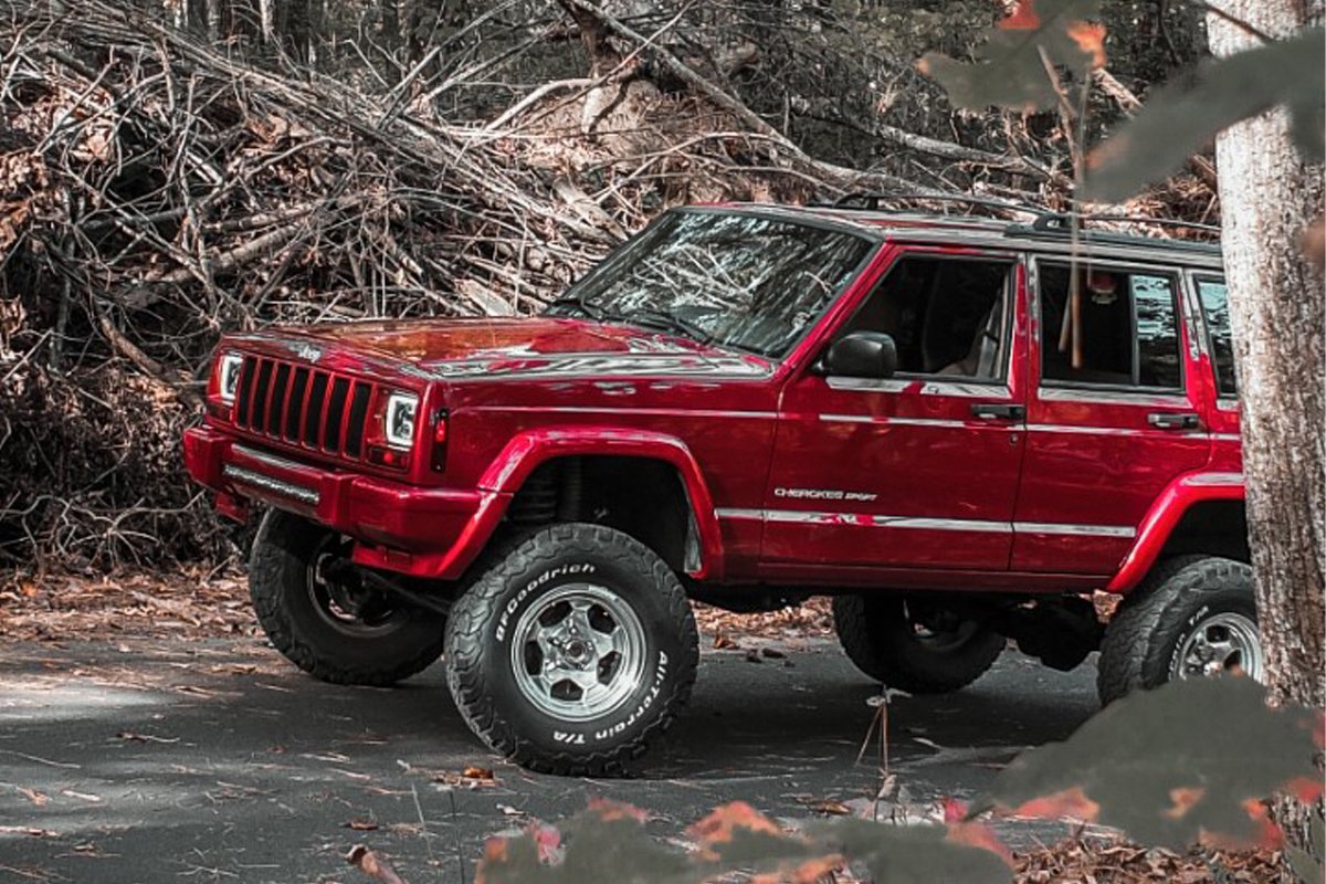 4.5 Inch Lift Kit | RR springs | Jeep Cherokee XJ 2WD/4WD (84-01)