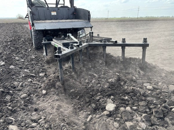 Chisel Plow Till-Ease Model 760