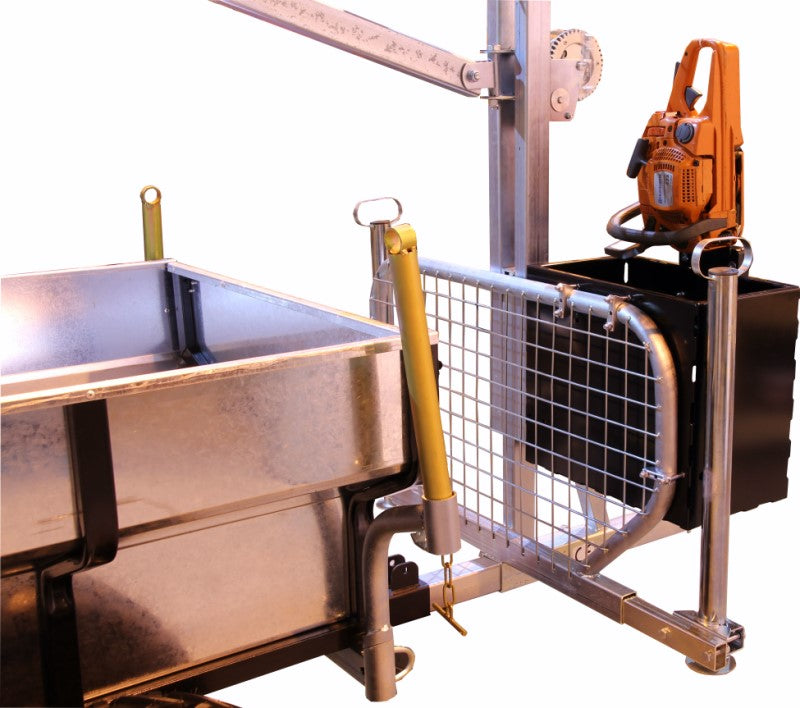 Universal Luggage Container: With Chainsaw Holder