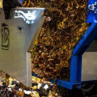 Leaf vacuum trailer (US / CA version )