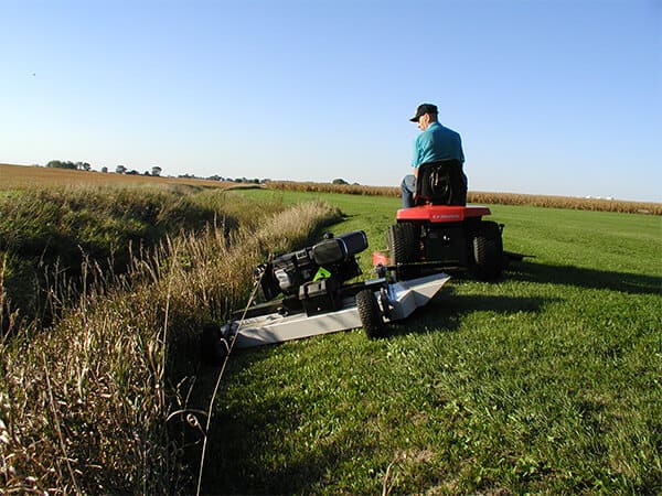 Finish Cut Mower AcrEase Model H40B