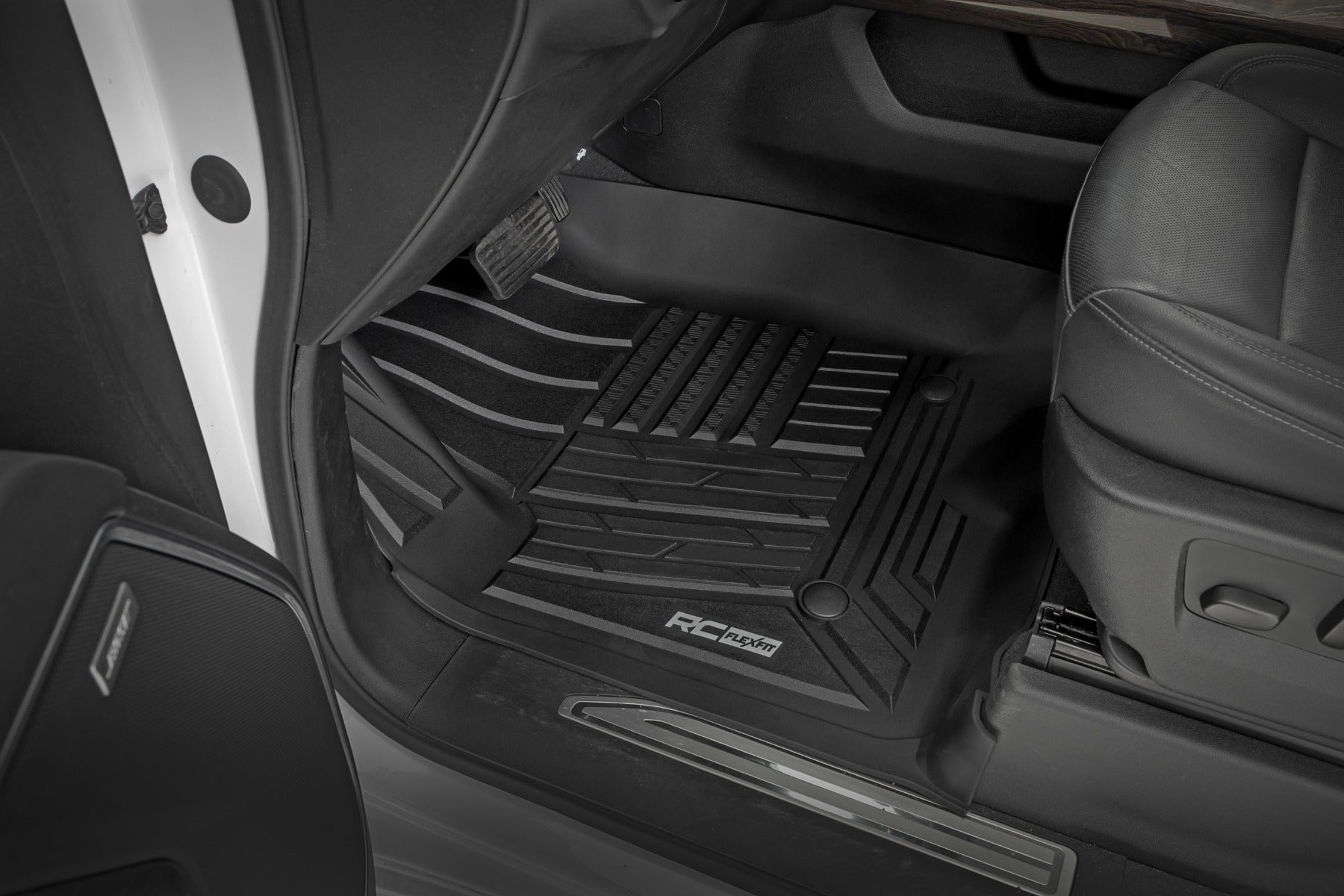 Flex-Fit Floor Mats | FR & RR | FR Bucket | Crew | Chevy/GMC 1500/2500HD/3500HD (19-25 & Classic)