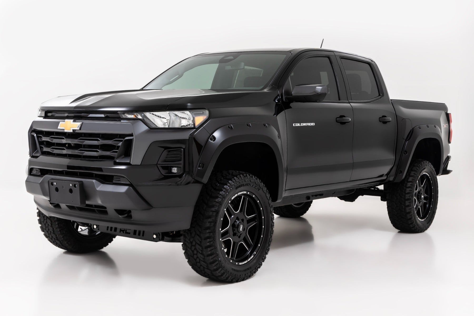 Pocket Fender Flares | GAZ Summit White | Chevy Colorado 2WD/4WD (2023-2025)