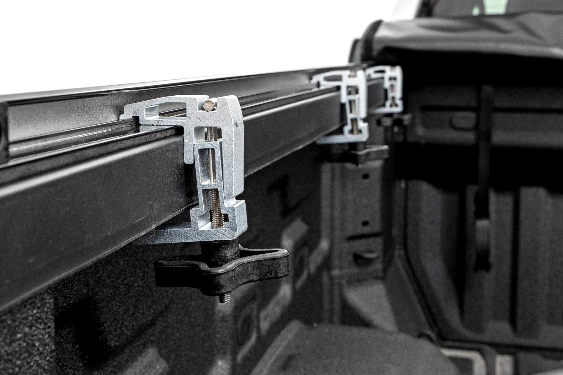 Soft Roll Up Bed Cover | 5'10" Bed | Chevy/GMC Sierra 1500 (19-25)/Silverado 1500 (19-25)