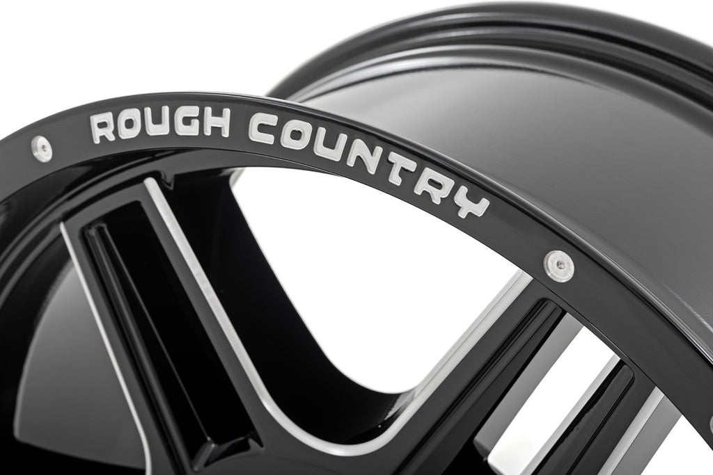 Rough Country 92 Series Wheel | Machined One-Piece | Gloss Black | 18x9 | 6x5.5 | +0mm