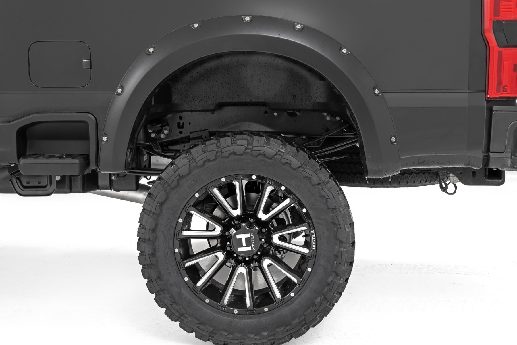 Pocket Fender Flares | Gloss Black | Ford F-250/F-350 Super Duty (23-25)