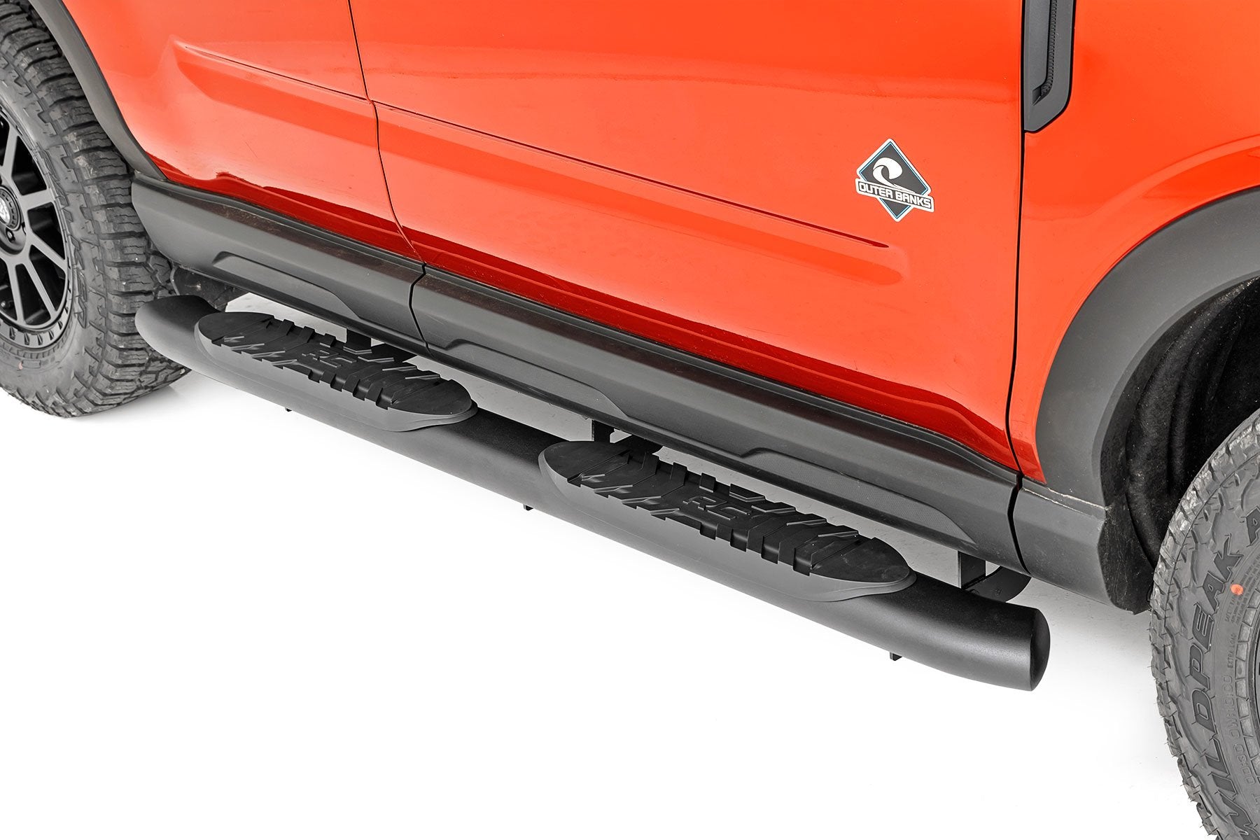 Rough Country Oval Nerf Steps | Black | Ford Bronco Sport 4WD (2021-2023)