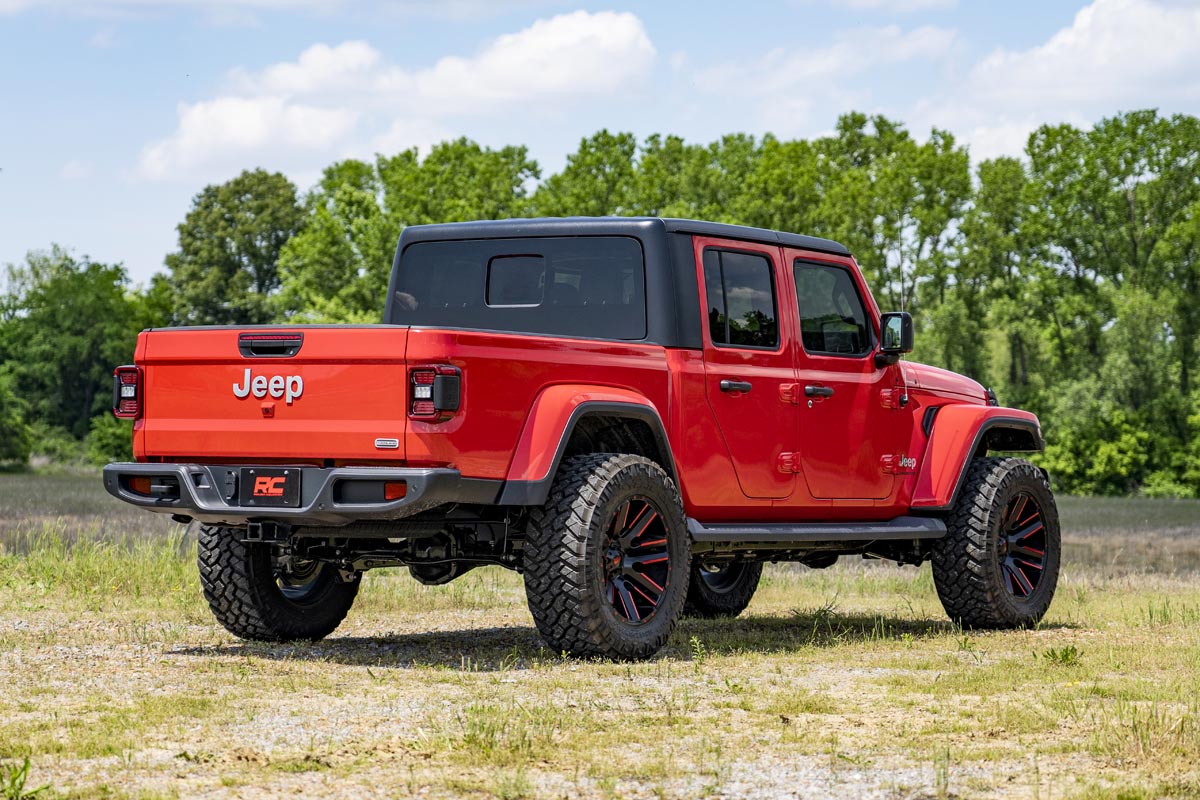 2.5 Inch Leveling Kit | Spacers | N3 | Jeep Gladiator JT 4WD (20-22)