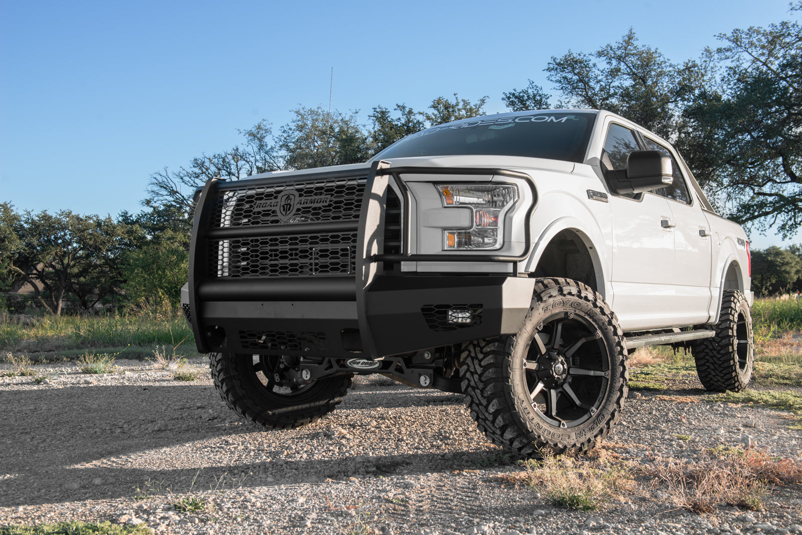 2015-2017 Ford F-150 Vaquero Front Non-Winch Bumper Full Guard - Texture Black