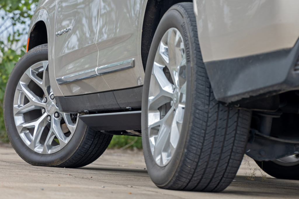 Power Running Boards | Dual Electric Motor | Crew Cab | Chevy/GMC Tahoe/Yukon (21-25)