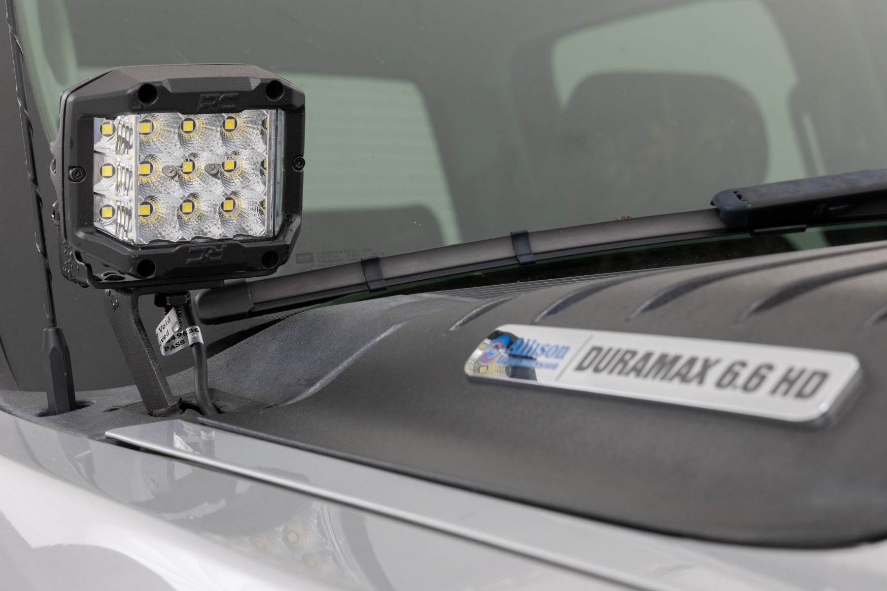Rough Country LED Light | Ditch Mount |  3" OSRAM | Wide | Chevy 1500 & Chevy/GMC 2500HD/3500HD (07-14)