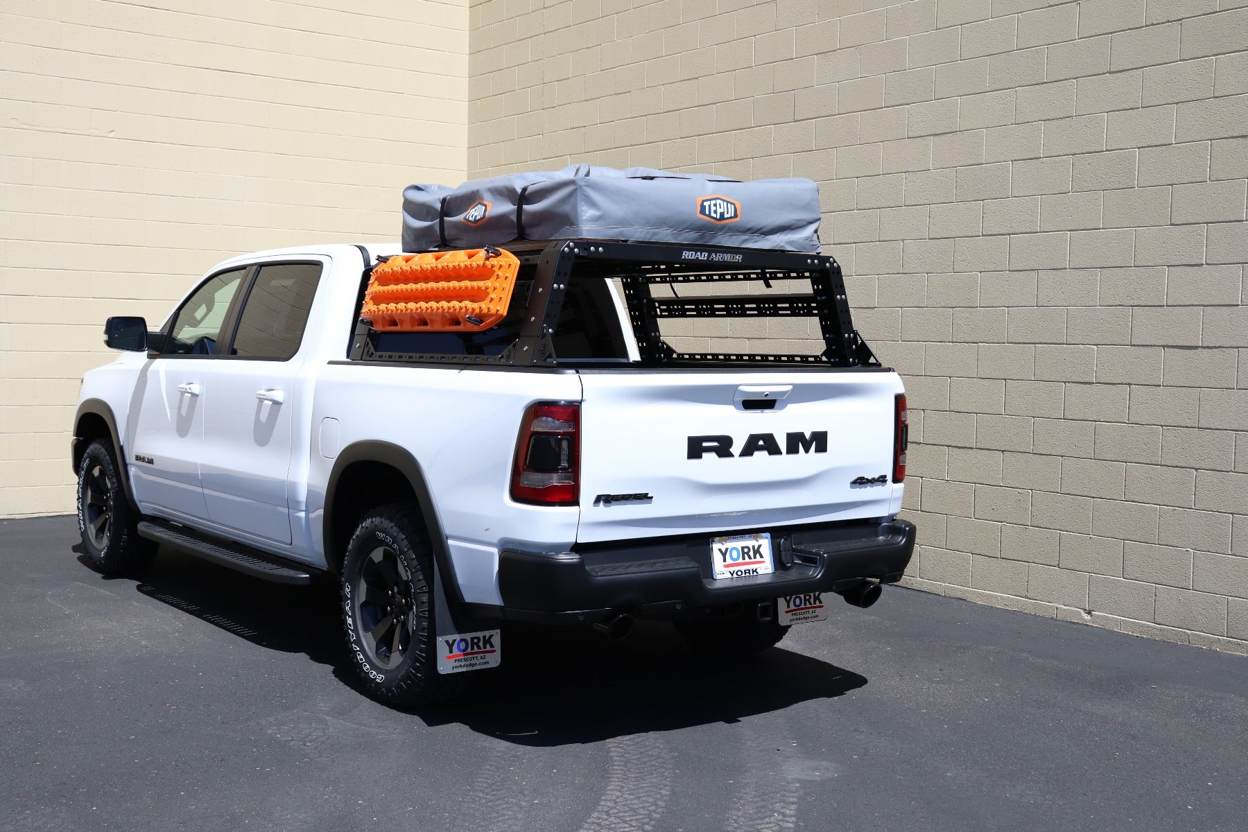 2009-2014 Ford F-150 Treck 5 1/2 To 6Ft. Full-Size Truck Beds - Adjustable Bed Rack System (505Brs-Brktkit Included) - Texture Black