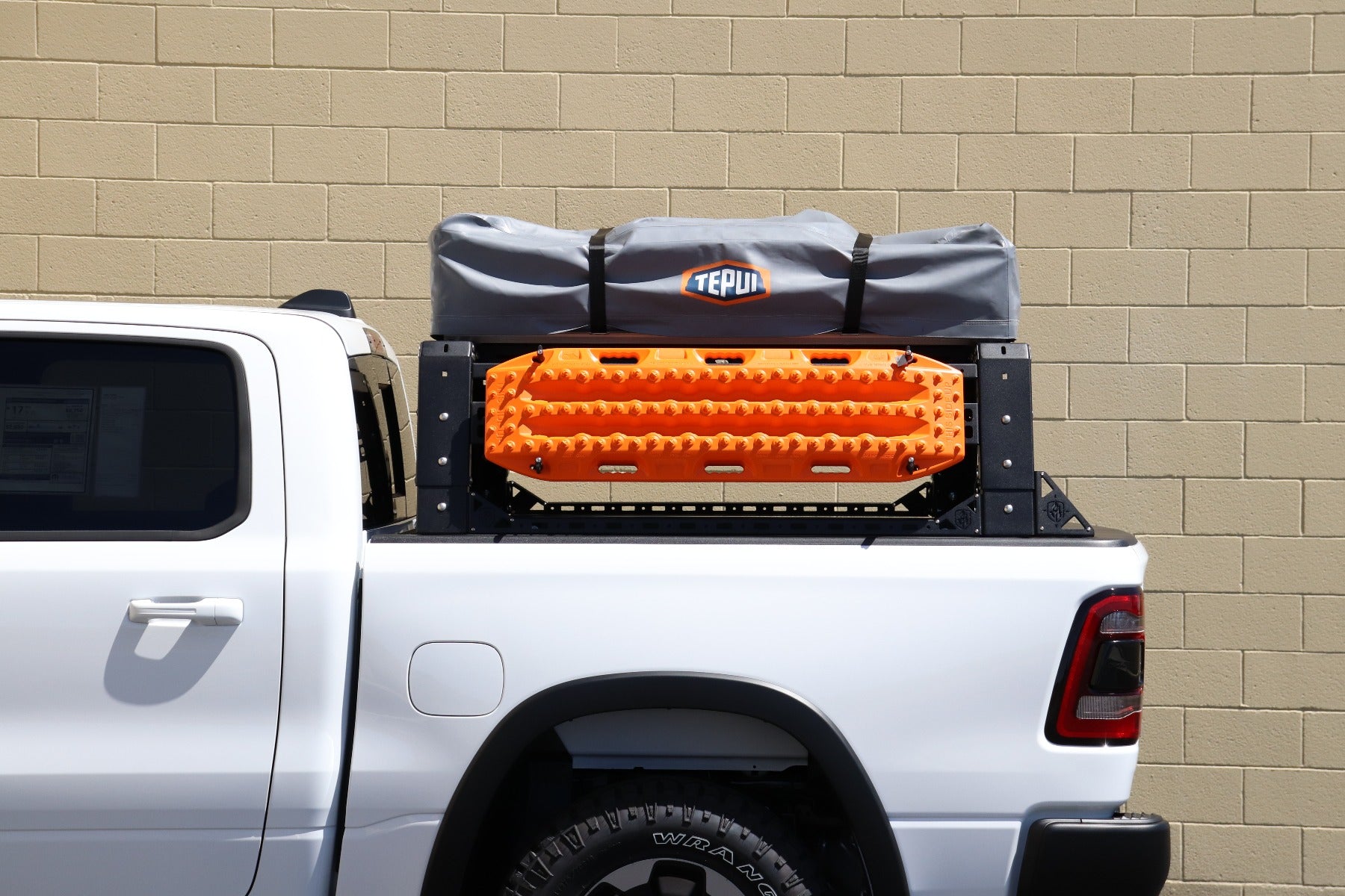 2009-2014 Ford F-150 Treck 5 1/2 To 6Ft. Full-Size Truck Beds - Adjustable Bed Rack System (505Brs-Brktkit Included) - Texture Black