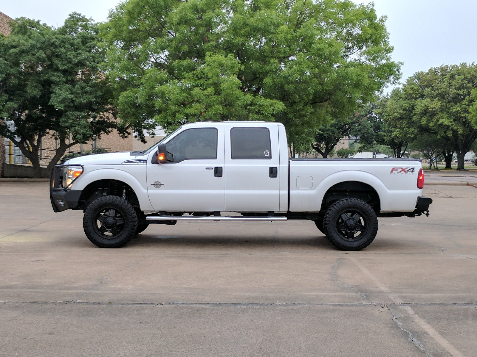 2011-2016 Ford F-250 Vaquero Front Non-Winch Bumper Full Guard - Texture Black