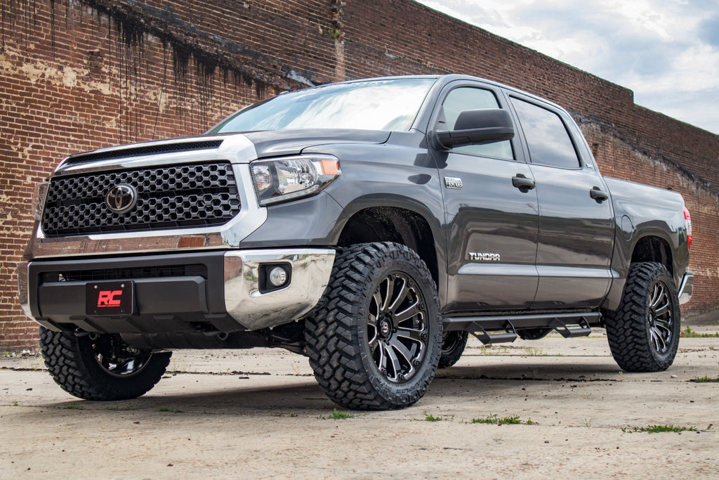 M1 Adjustable Leveling Struts | Monotube | 0-2" | Toyota Tundra (07-21)