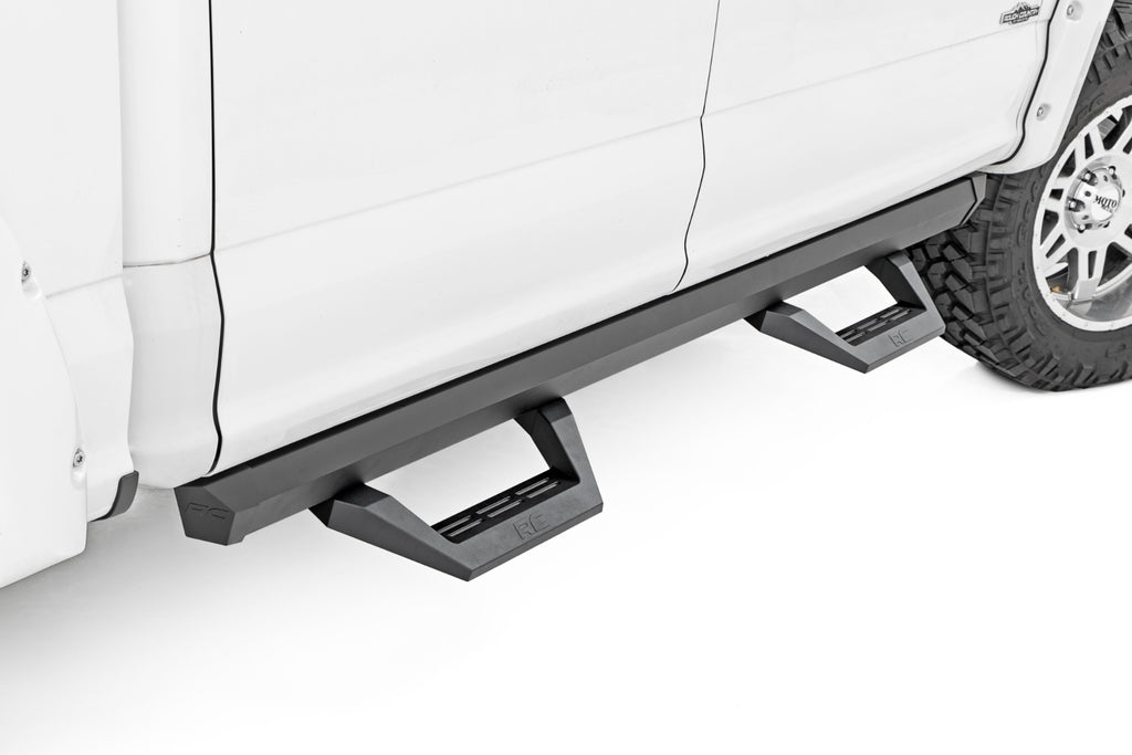 Rough Country SRX2 Adj Aluminum Step | Crew Cab | Ford F-150/F-150 Lightning/Super Duty (15-23)