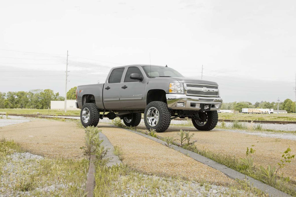 7.5 Inch Lift Kit | Chevy/GMC 1500 4WD (07-13)