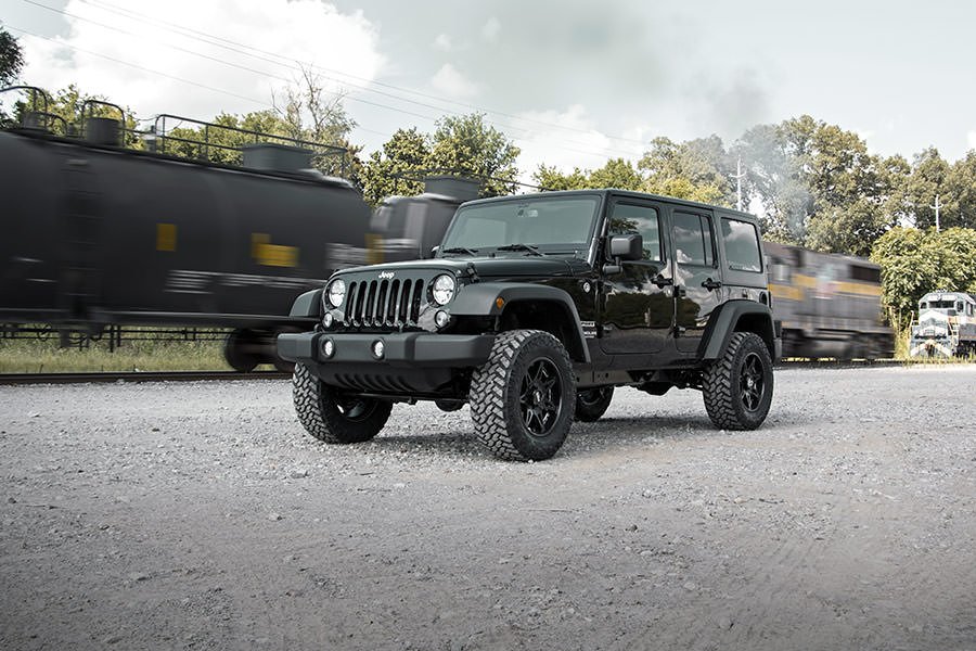 2.5 Inch Lift Kit | Coils | V2 | Jeep Wrangler JK 2WD/4WD (07-18)