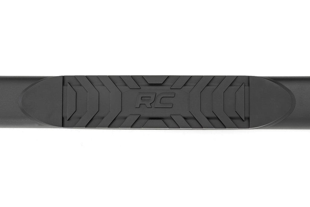 Rough Country Oval Nerf Step | Double Cab | Black | Toyota Tacoma 2WD/4WD (05-23)