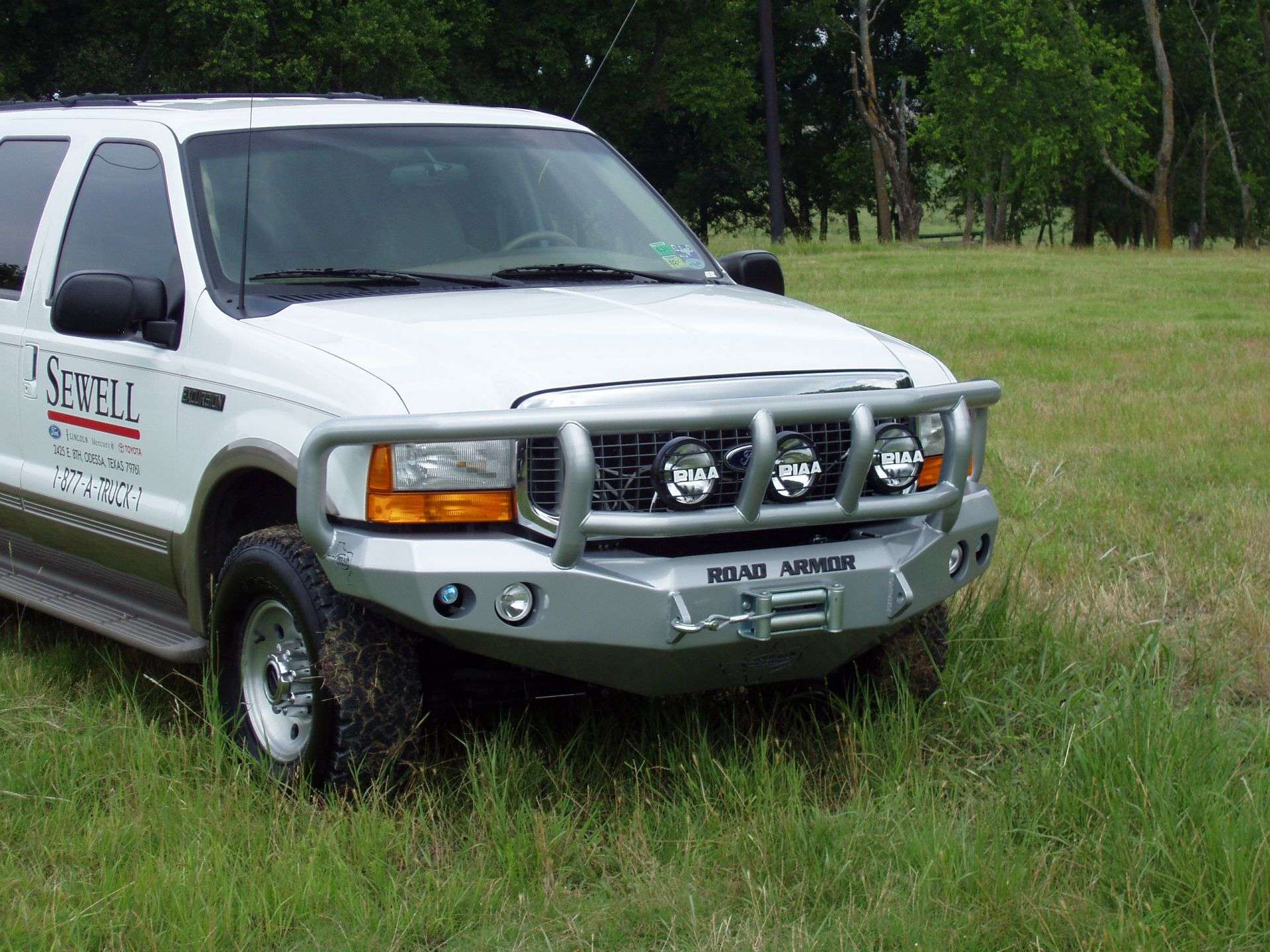 1999-2004 Ford F-250 Stealth Front Winch Bumper Titan Ii Guard Wide Flare - Texture Black Warn M12000, Smittybilt Xrc