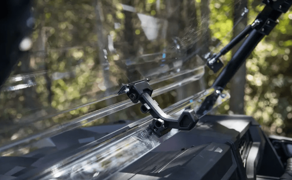 Polaris Rzr Xp 1000 Scratch Resistant Flip Windshield - Offroad Armor
