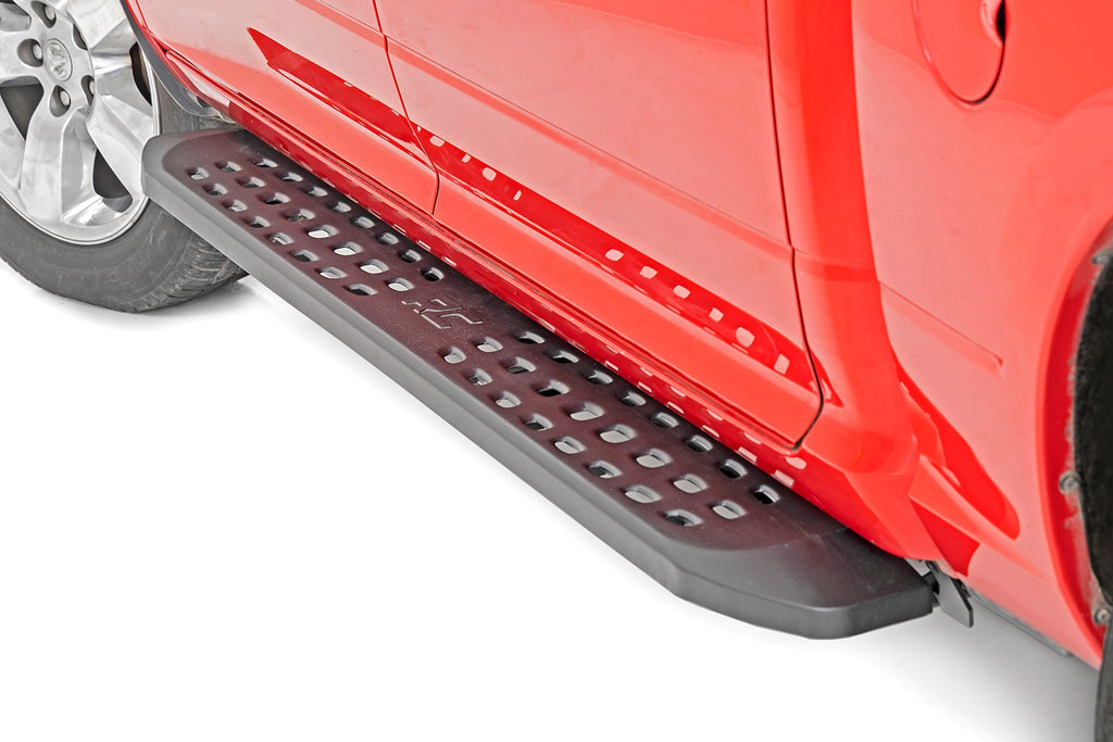 Rough Country RPT2 Running Boards | Crew Cab | Black | Ram 1500 (19-23)/1500 TRX (21-23)