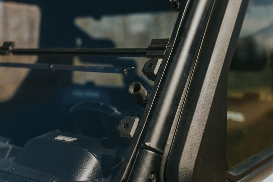 Ranger 900 & 1000 Fold Down Windshield •Fits 2013 - Up 900 and 1000 XP and SOHC •2015 - 2016 570 Full - Size Pro Fit - Offroad Armor