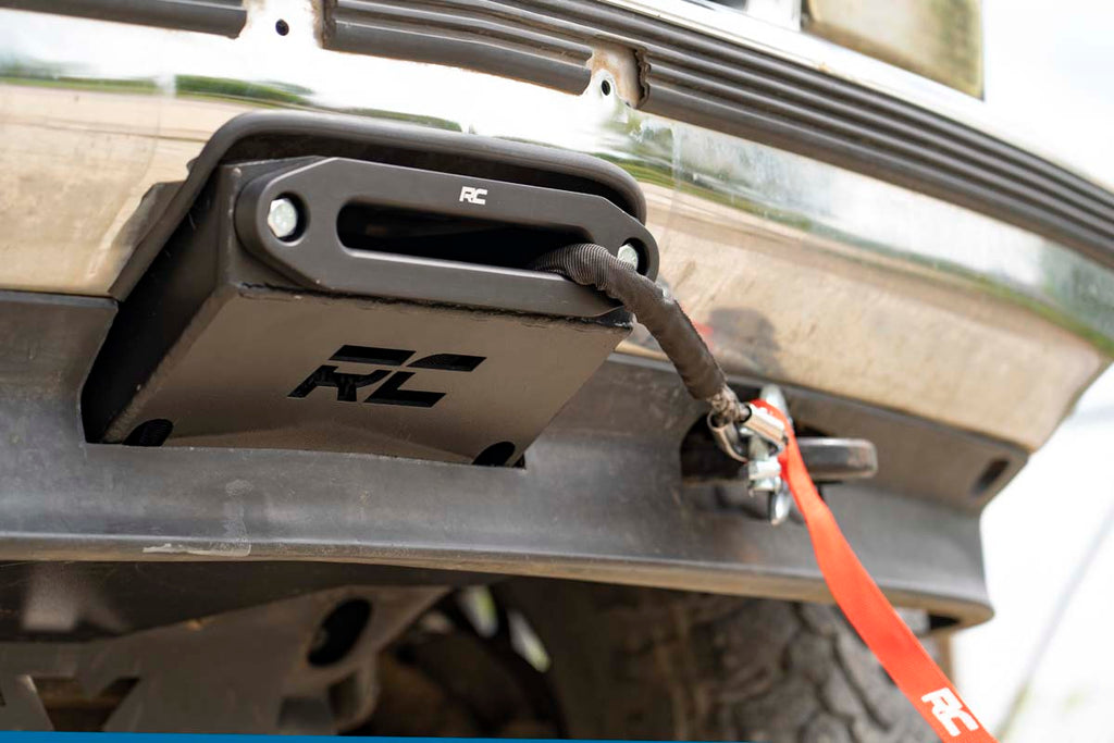 Rough Country Hidden Winch Mounting Plate | Chevy C1500/K1500 Truck/SUV (88-99)