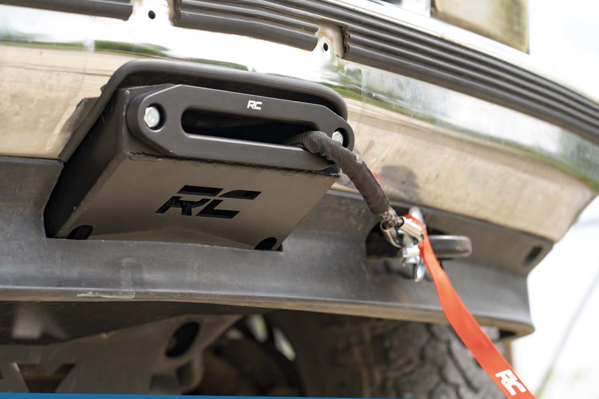Rough Country Hidden Winch Mounting Plate | Chevy C1500/K1500 Truck/SUV (88-99)