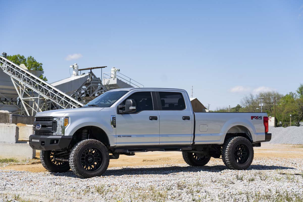 Rough Country Front Bumper | Ford Super Duty 2WD/4WD (2017-2022)