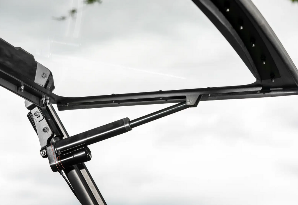 CFMoto UForce 1000 Maxdrive Power flip Windshield
